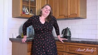 Cookin in the Kitchen with 50yo Voluptuous BBW Rachel